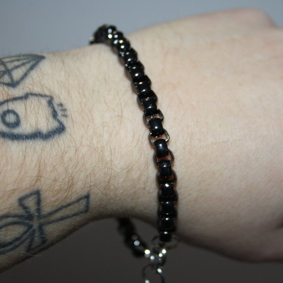 Beautiful gunmetal chain link bracelet 8-8.75" - Picture 2 of 4